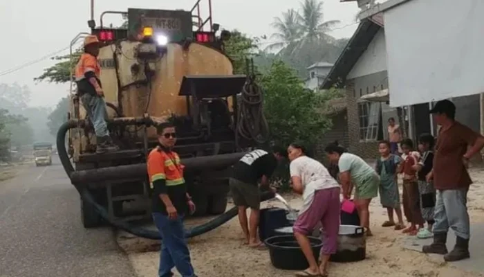 Kualitas Air Bantuan PT MUTU Disorot DPRD, Warga Keluhkan Keruh dan Berbau